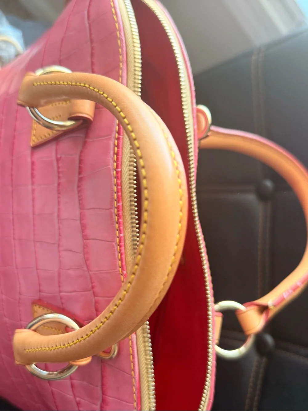 Dooney & Bourke like new